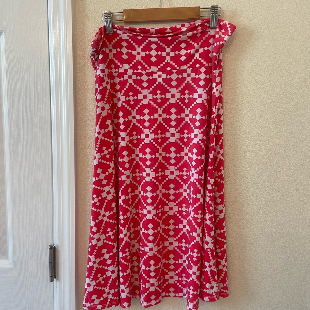Skirt from LulaRoe (L) used lightly